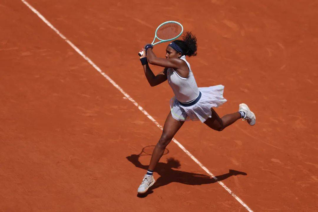 俱乐部还应 俱乐部还应